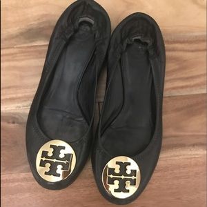 Tory Burch “Minnie” travel ballet flat